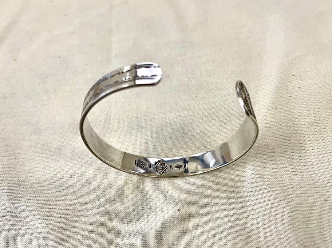 TOUAREG SILVER JEWELRY シルバーバングル A16