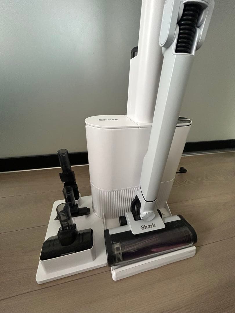 shark(シャーク) コードレススティッククリーナー LC351JWH