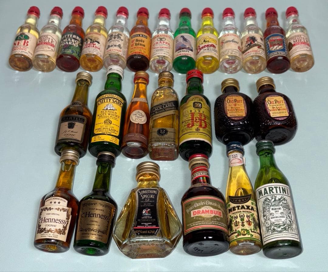 【古酒】 洋酒ミニボトル26本セット オールドウイスキー・コニャック含む