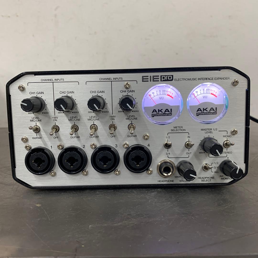 Akai EIE Pro オーディオインターフェース