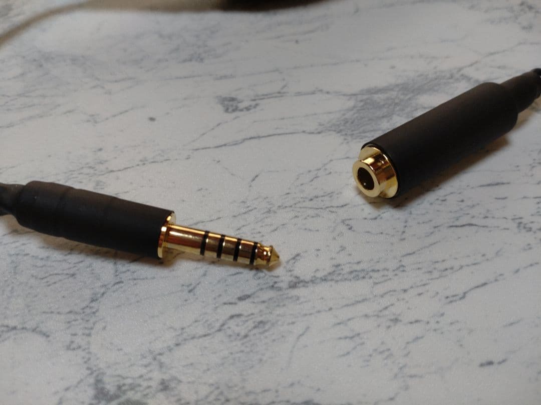 【新作】140段式カタパルト搭載　4.4㍉メス-4.4㍉オス　約38cm 黒