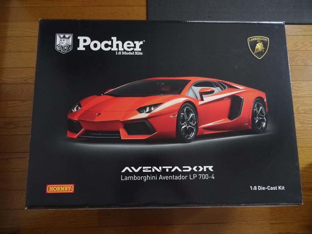 1/8 ポケール Pocher ランボルギーニ アヴェンタドール LP700-4
