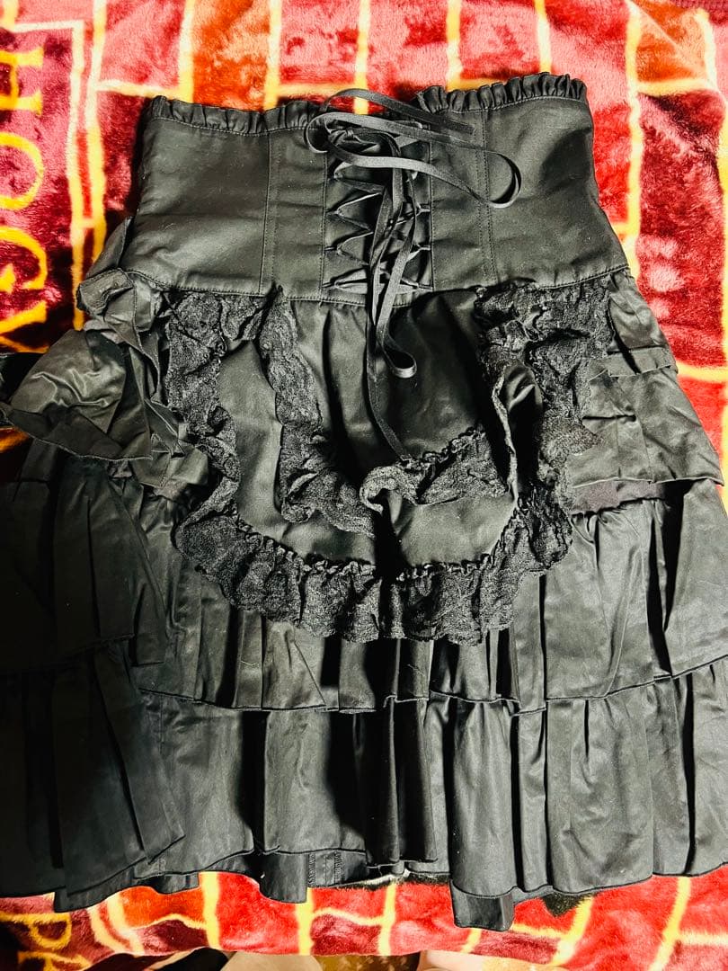 【ほぼ新品】BPN 黒 スカート