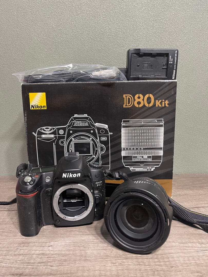一眼レフカメラ　Nikon D80 Kit スターターキット