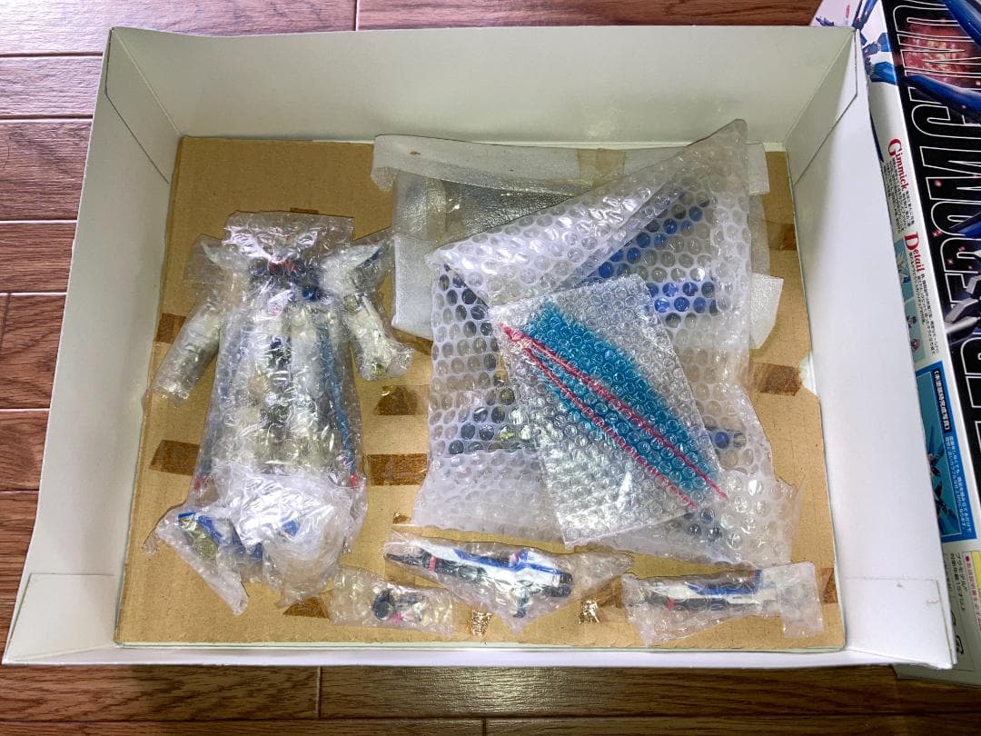 MG ストライクフリーダムガンダム 全塗装完成品