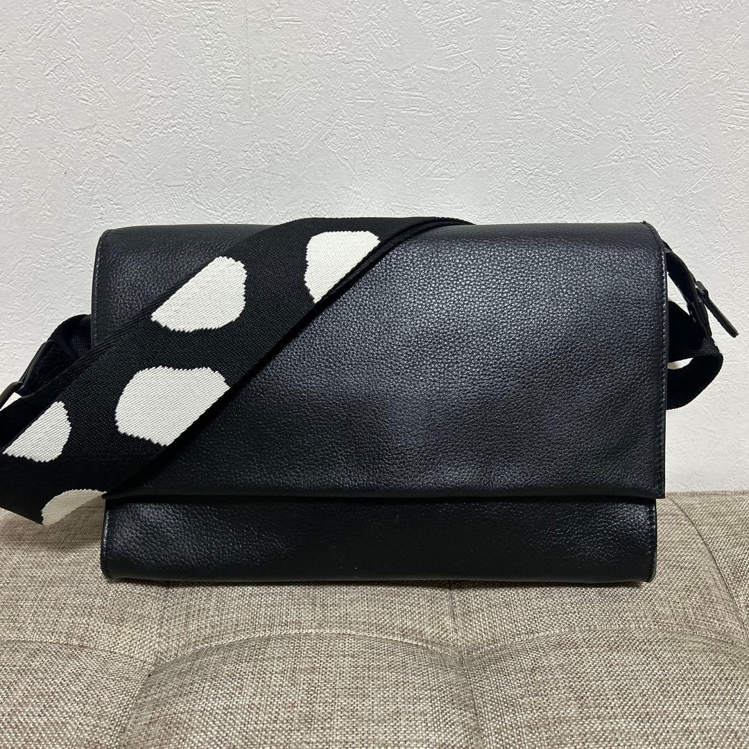 ear PAPILLONNER ダルメシアン柄　ワイドテープ　ショルダーバッグ