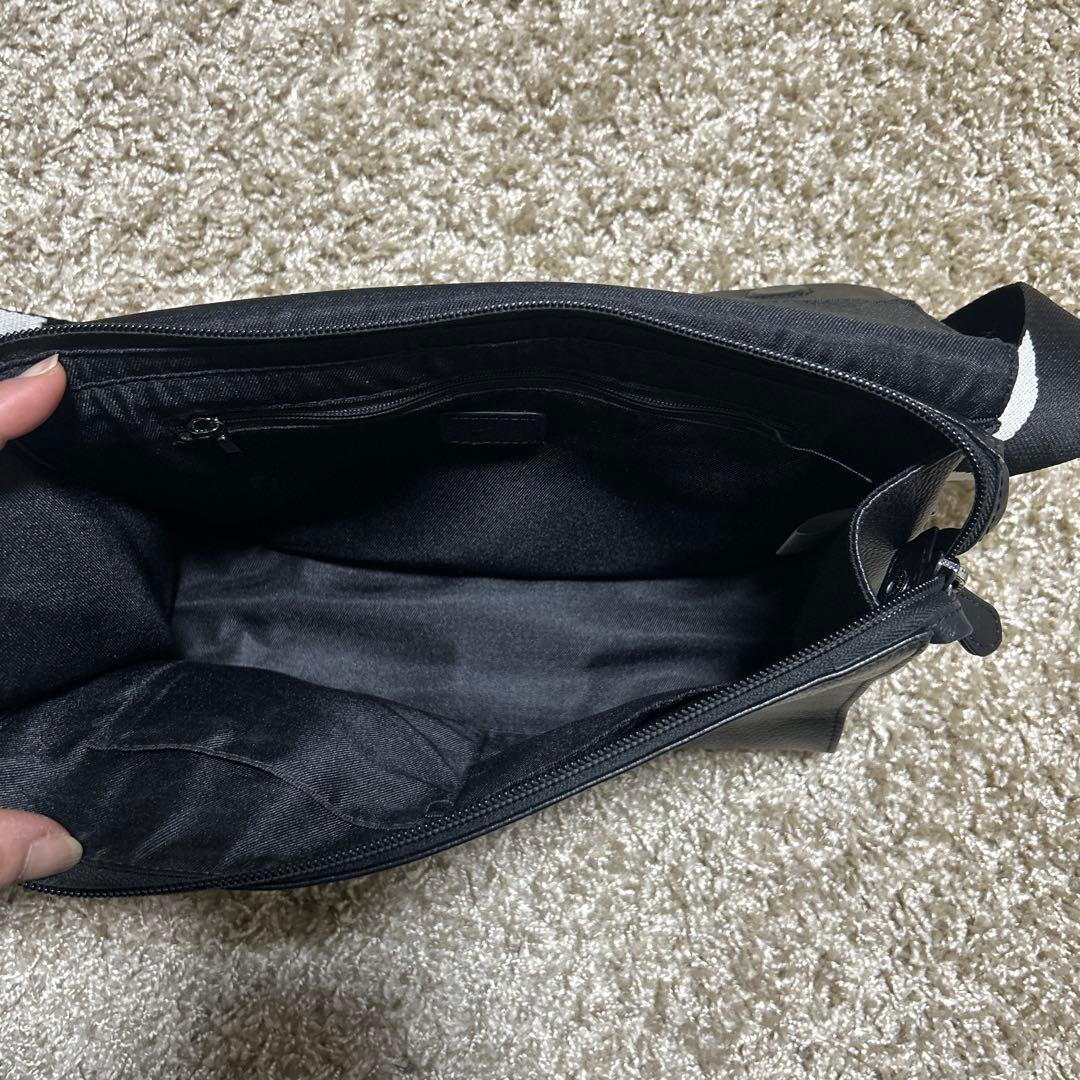 ear PAPILLONNER ダルメシアン柄　ワイドテープ　ショルダーバッグ