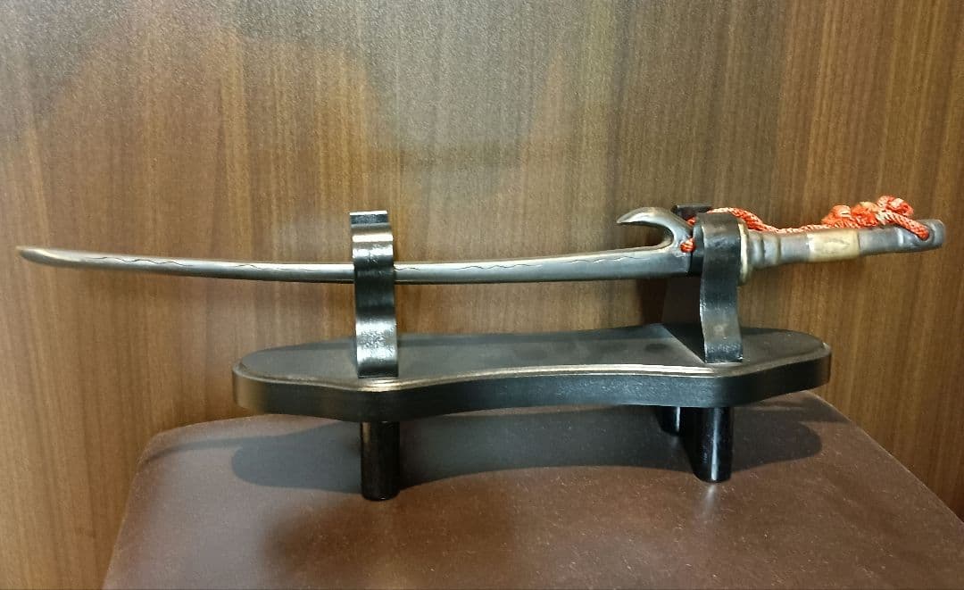 時代物 年代物 古銅 十手 兜割 鉢割 45,5cm 台座付き 甲冑 武具 鎧兜