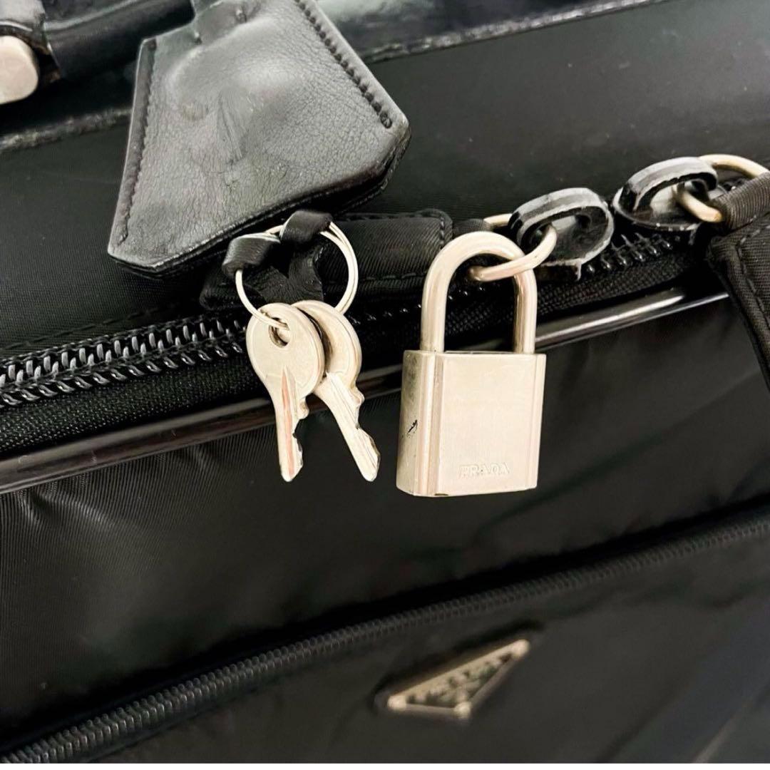 【正規品】プラダ PRADA ギャラカード キャリーケース V196 鍵付 黒