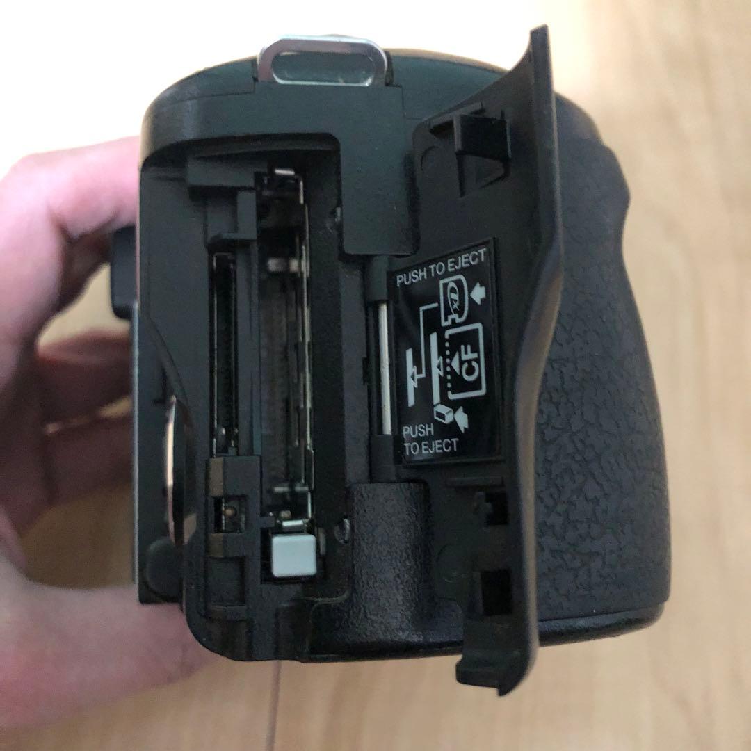 OLYMPUS E-330 デジタル一眼レフカメラ