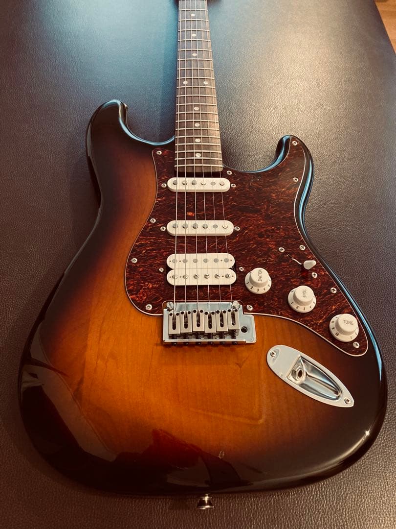 スクワイヤー スタンダードシリーズ ストラトキャスター