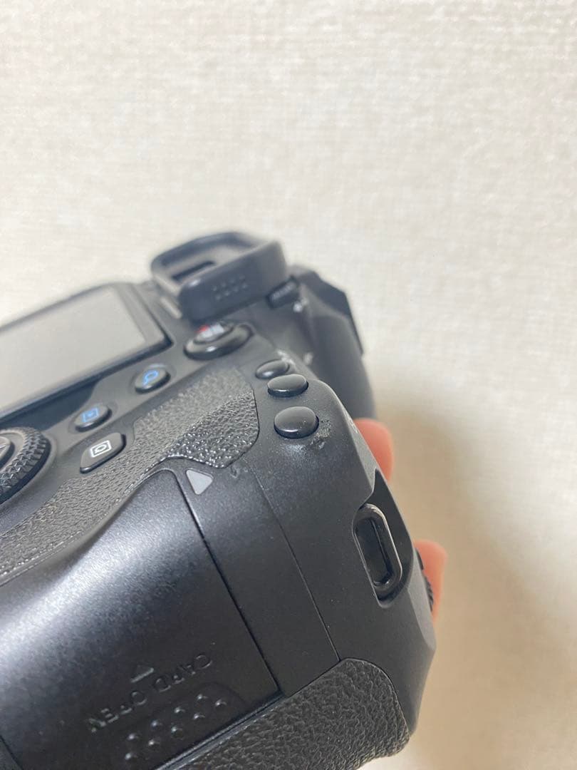 Canon EOS 6D Mark II デジタル一眼レフカメラ