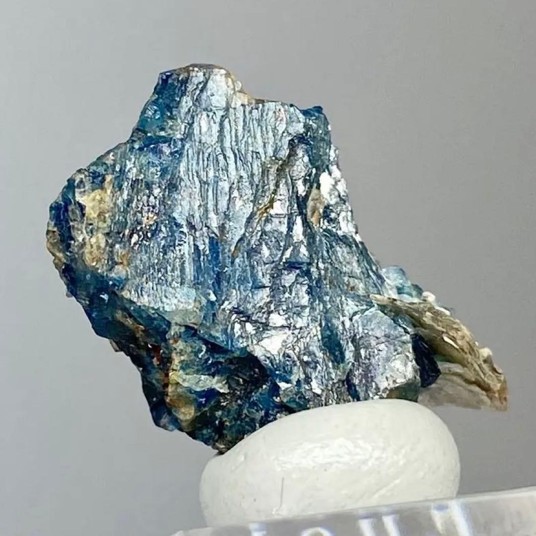 ユークレース　マイカ　ジンバブエ産　鉱物標本　原石鉱石　天然石　ストーン