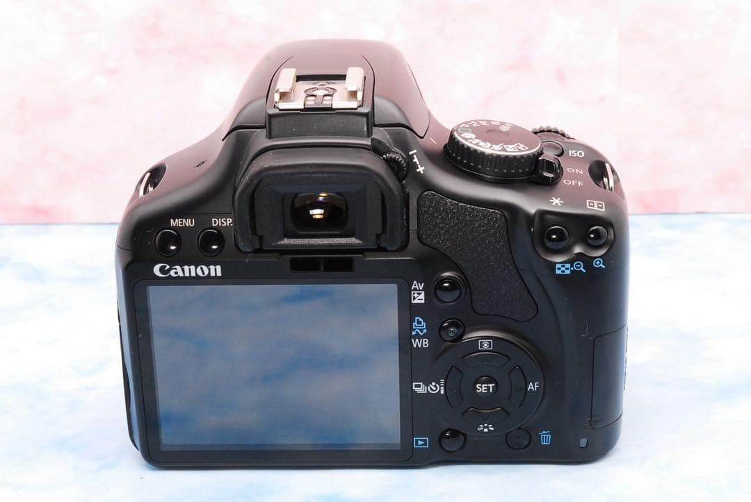 ★キャノン Kiss X2★初心者向けセット★一眼レフカメラ★バッグ付き！