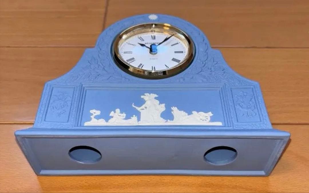  ブルー 置時計 装飾的なデザイン