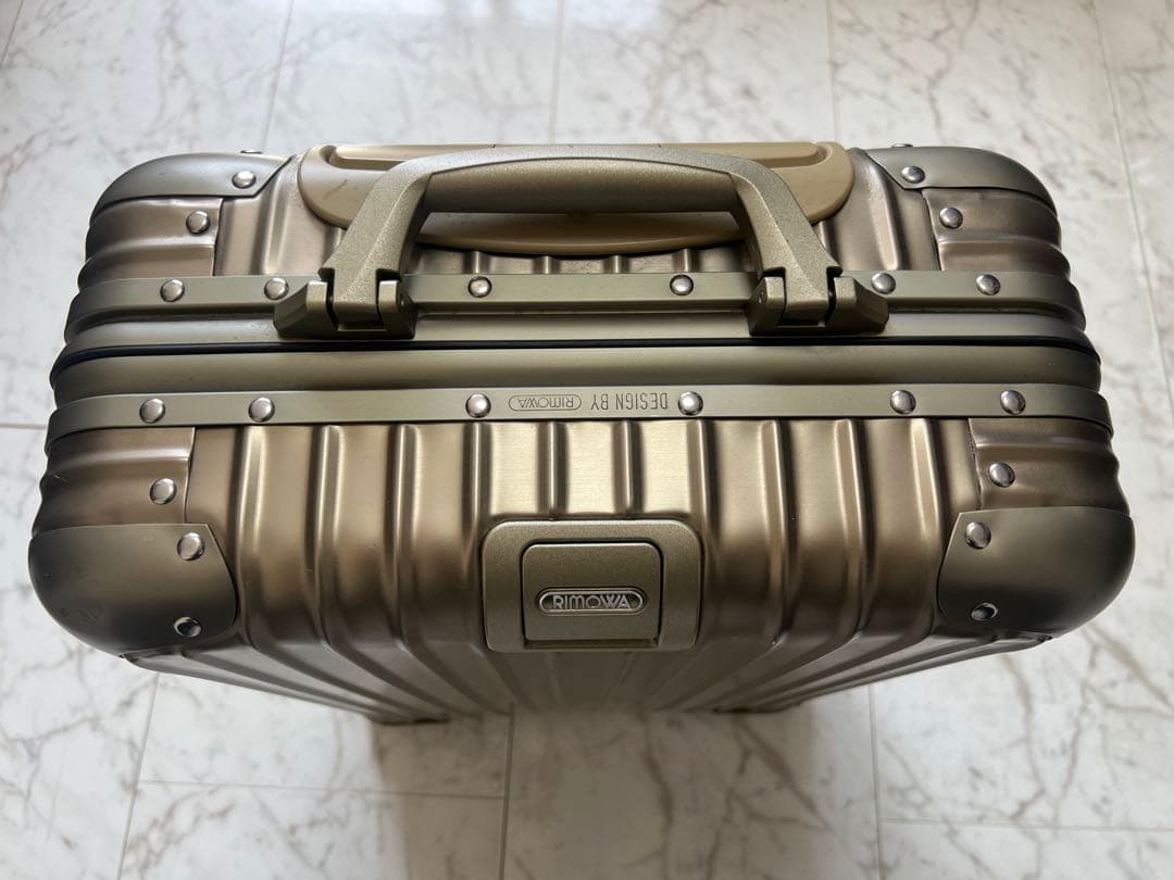 RIMOWA リモワ スーツケース トパーズチタニウム 32L