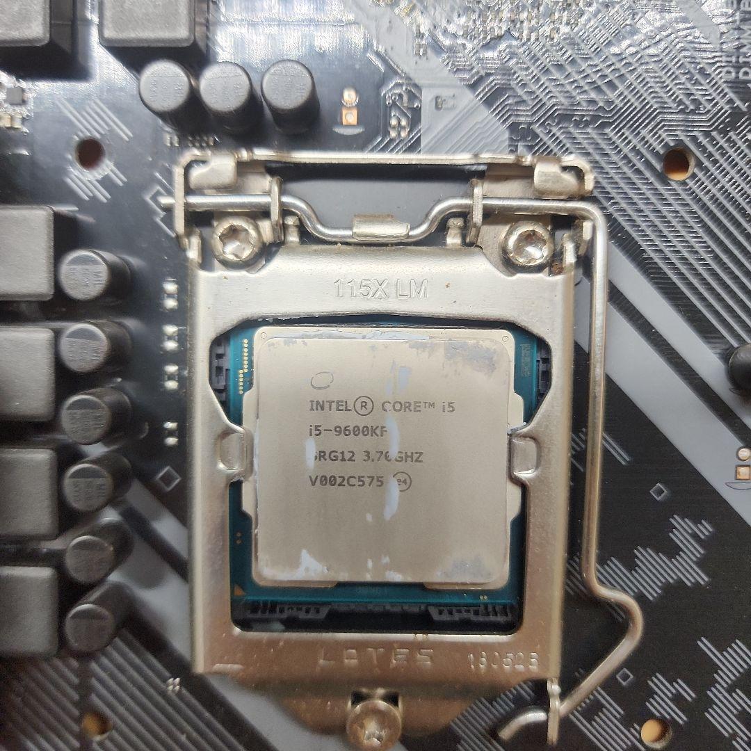 CPU intel i5 9600kf ASUS TUF B360 PLUS