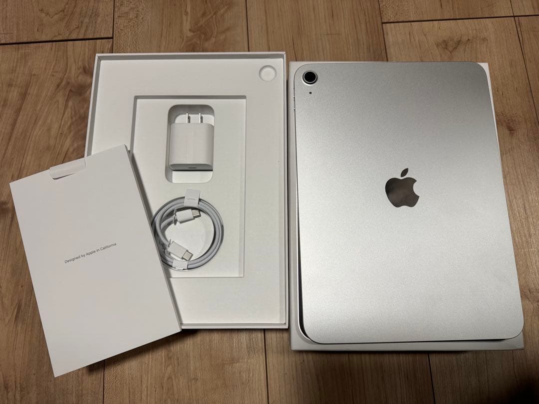 Apple iPad (A16) 128GB Wi-Fi シルバー 本体