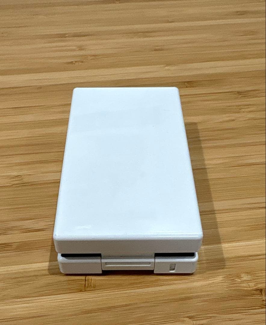 au neon ネオン 携帯電話