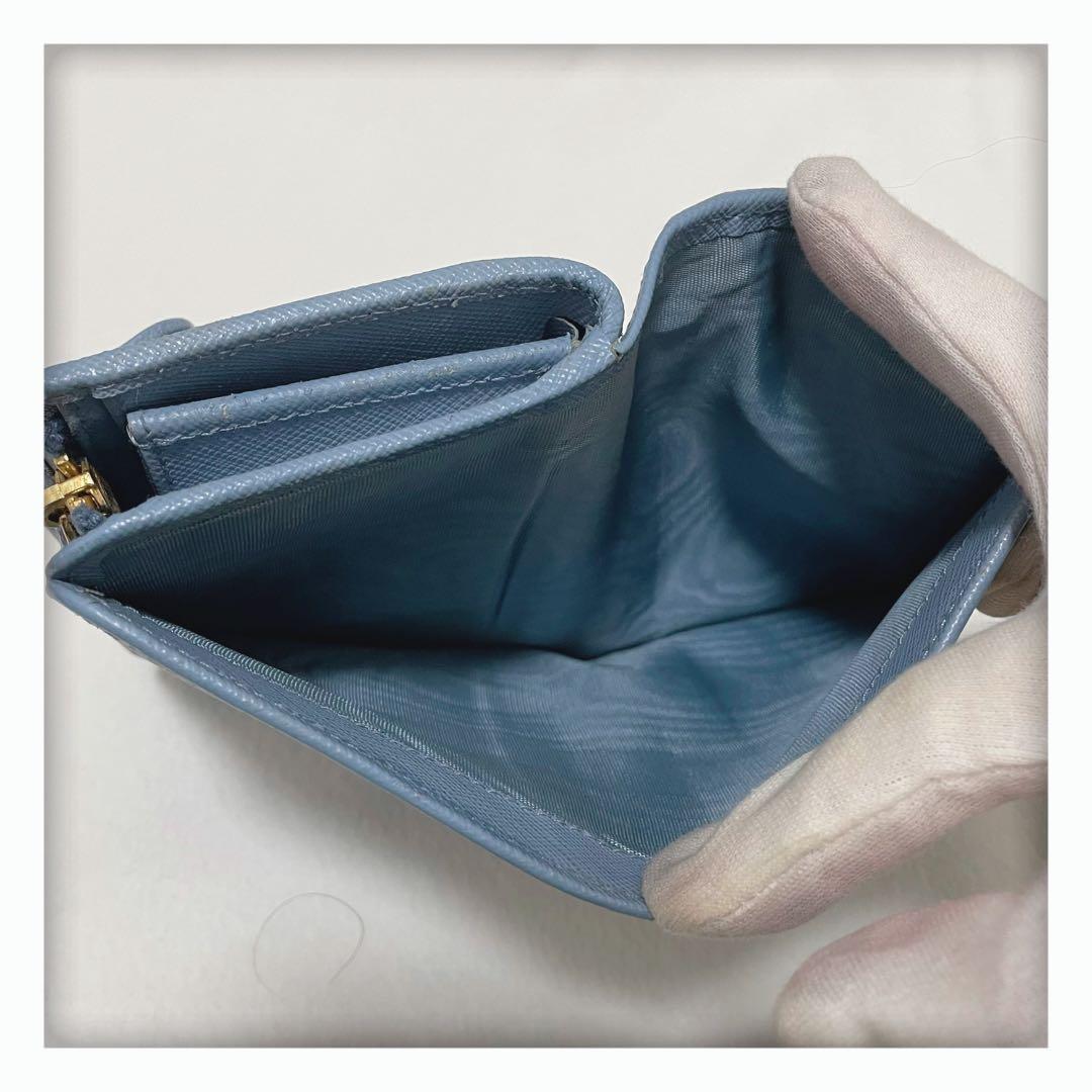 ✨大人気カラー✨ PRADA プラダ サフィアーノ 二つ折り財布 ライトブルー