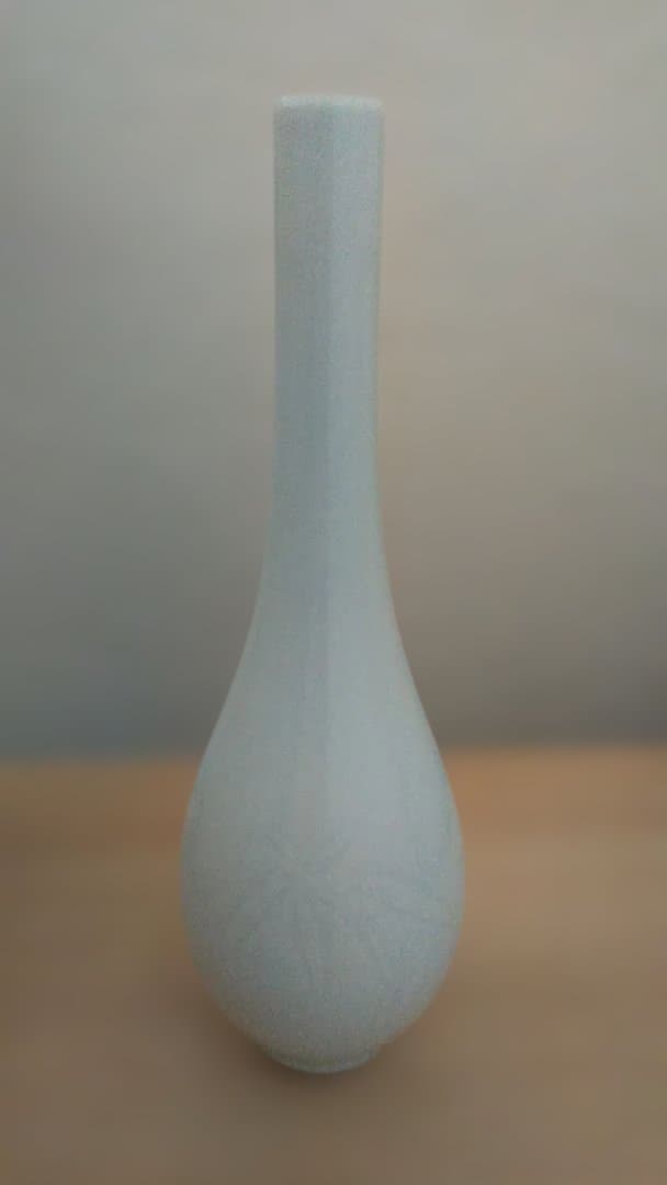 人間国宝　井上萬ニ　白磁　笹彫文　24.5cm　花瓶