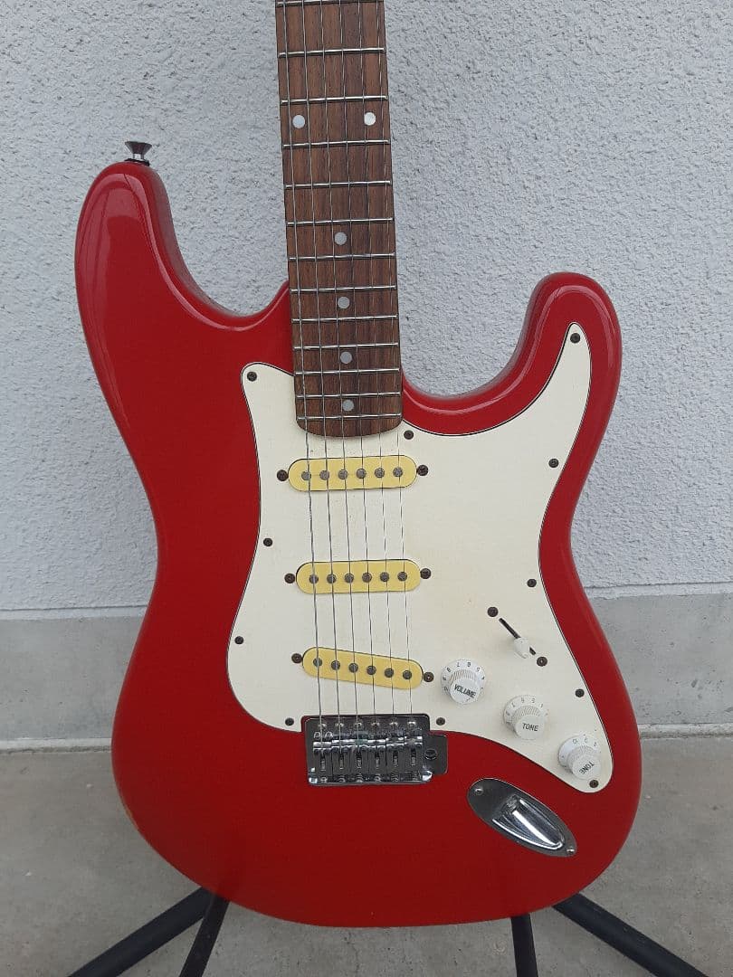 最終値下げ加熱処理ＡＩＹSAMICK ネックストラトタイプエレキギターSSS赤