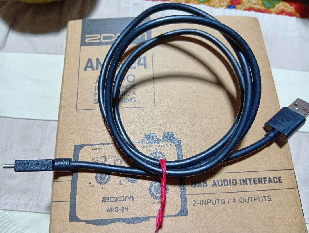 ZOOM AMS-24 オーディオインターフェイス