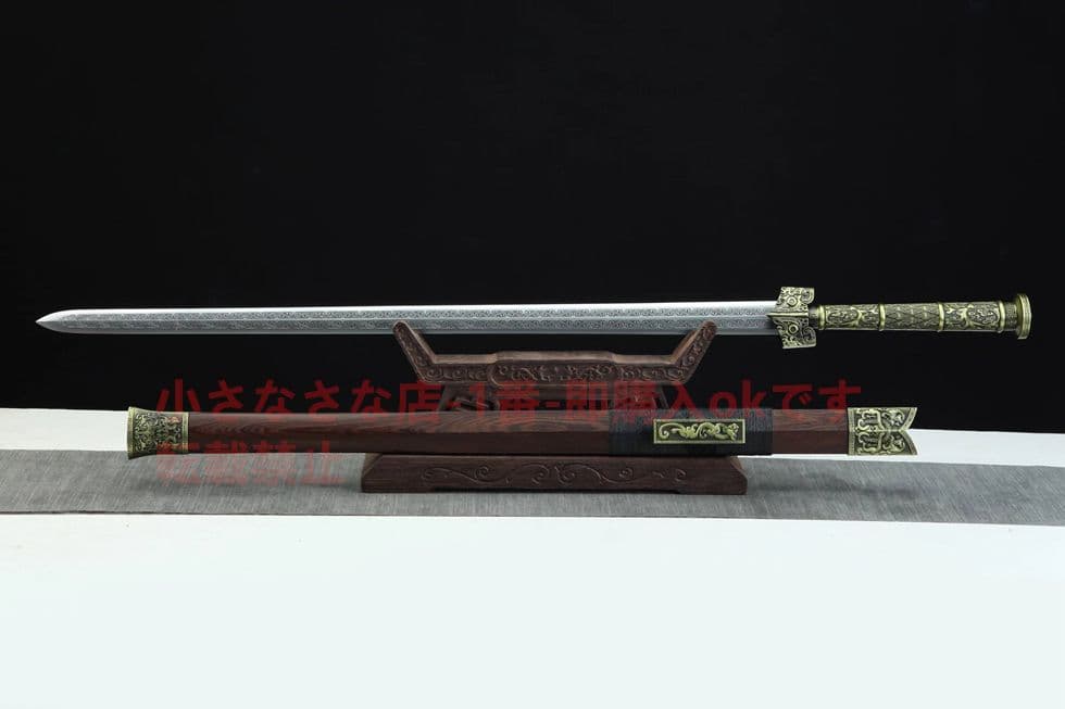 28寸青銅龍魂漢剣（金鋼白刻紋―金）古兵器   武具　刀装具　日本刀　模造刀