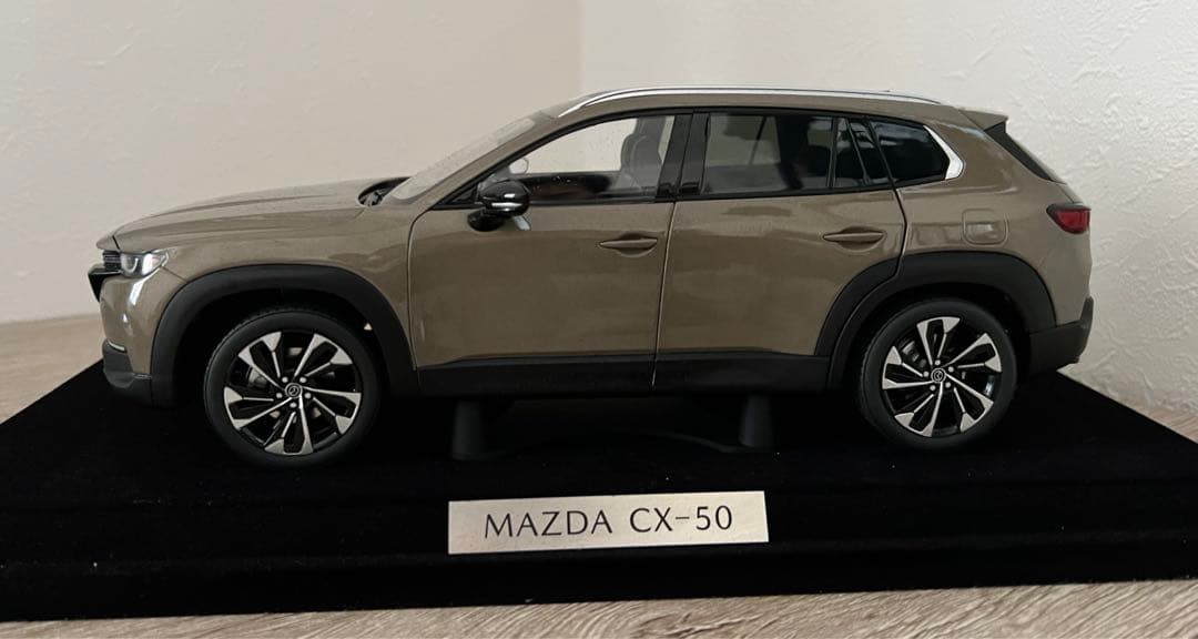 マツダ MAZDA CX-50 1/18 ミニカー