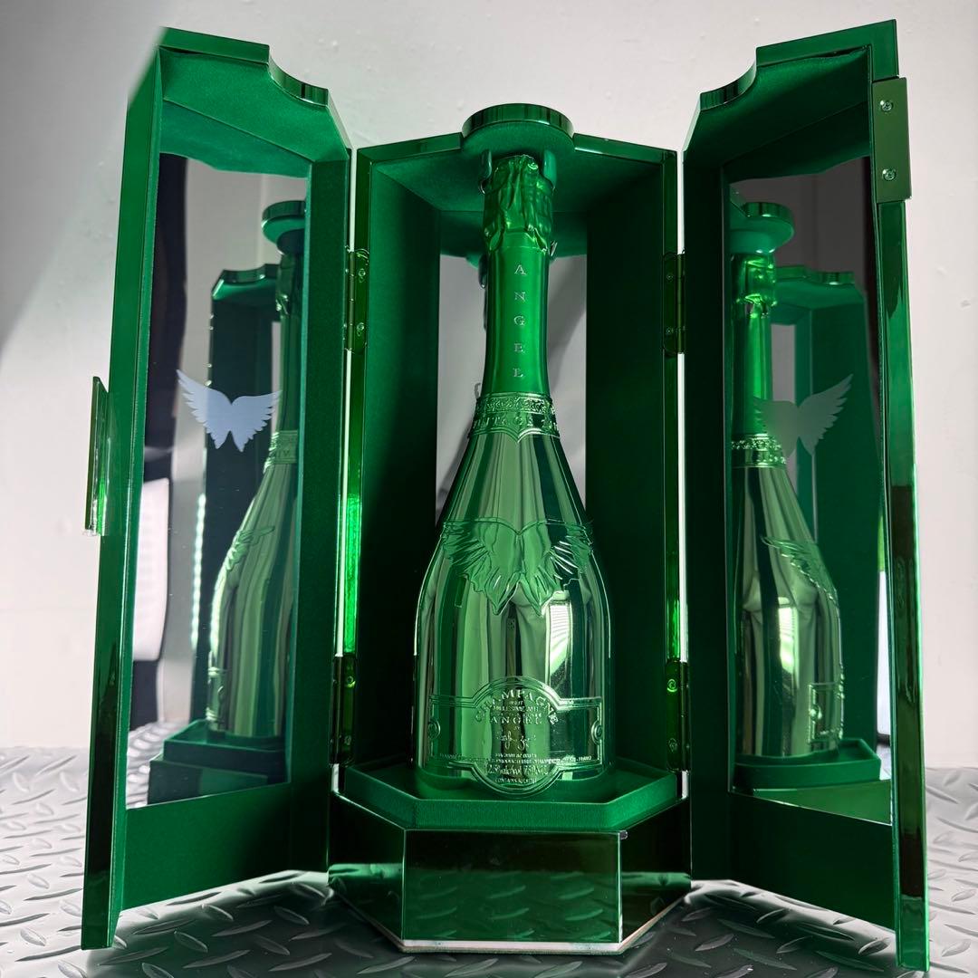 エンジェル　シャンパン　ヴィンテージ　グリーン　2011 箱付き　ケース　184