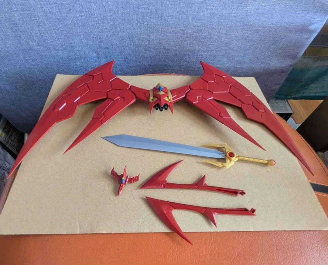 hgマジンカイザーINFINITISM·カプセル超合金とキーホルダーセット