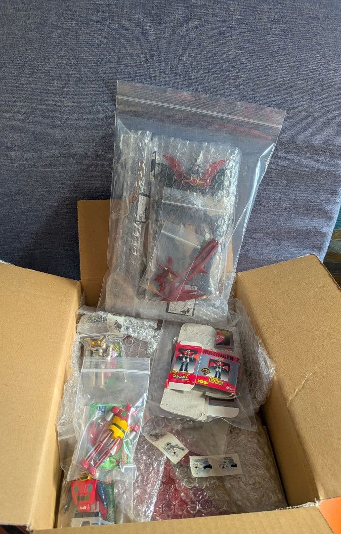 hgマジンカイザーINFINITISM·カプセル超合金とキーホルダーセット