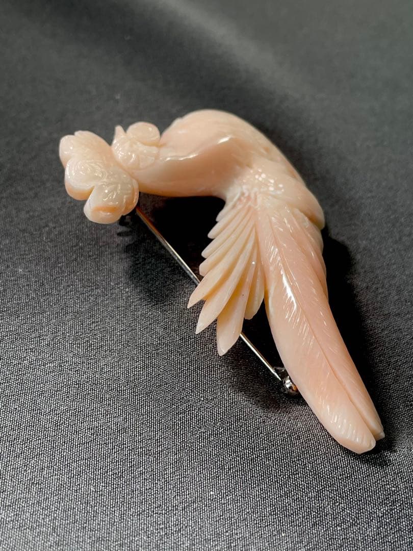 珊瑚/ブローチ/さんご/鳥彫刻/サンゴ Ｈー98