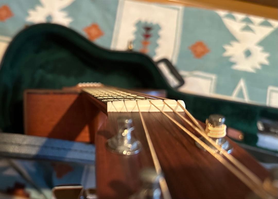 Martin D1 2003年 アコースティックギター、ハードケース付き