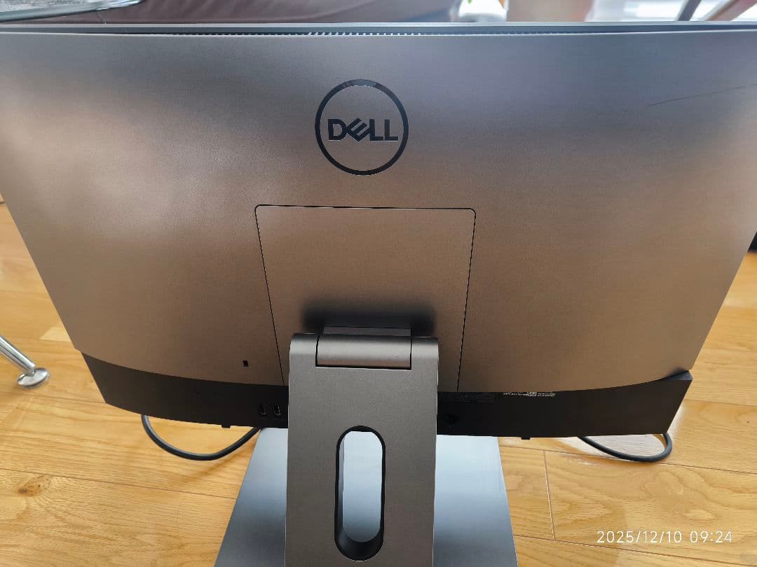 Windowsデスクトップ Dell Inspiron 5477 AIO