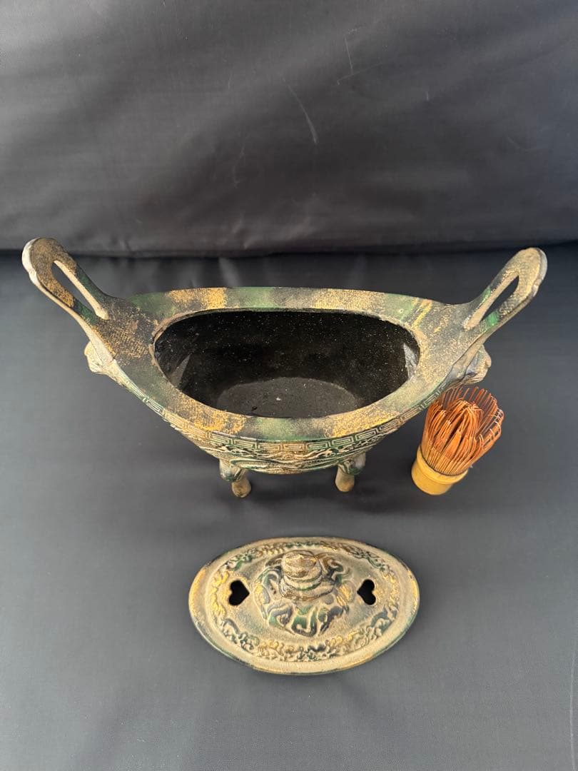 香炉 四神獣 元宝　金属　彫刻 置物 開運 風水 骨董 インテリア　アンティーク