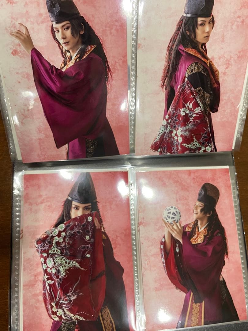 松田岳グッズセット！直筆サイン17枚、アクスタ、パンフレット、缶バッジ