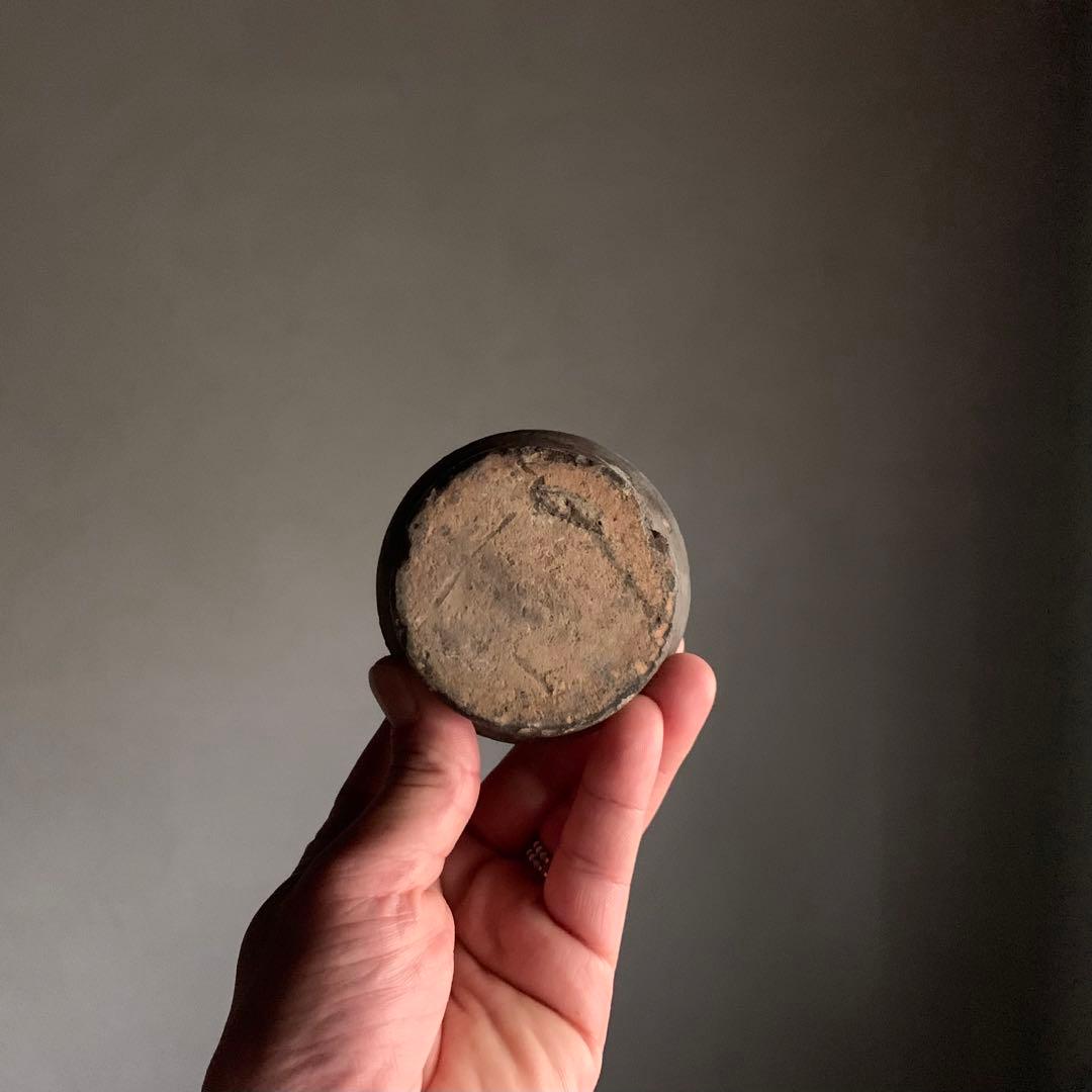 陶製の 小さな 乳鉢 臼 あるいは中国の化粧道具 古道具 アンティーク オブジェ