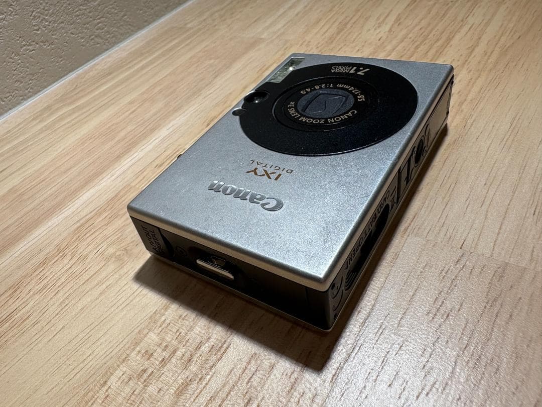 Canon IXY DIGITAL 10 シルバー【動作未確認】