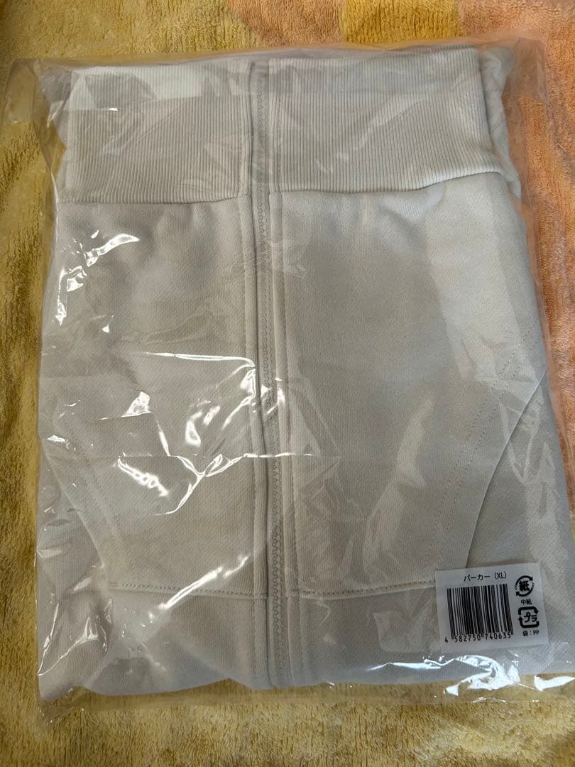 Man ON XL パーカー いつもより大きいサイズ