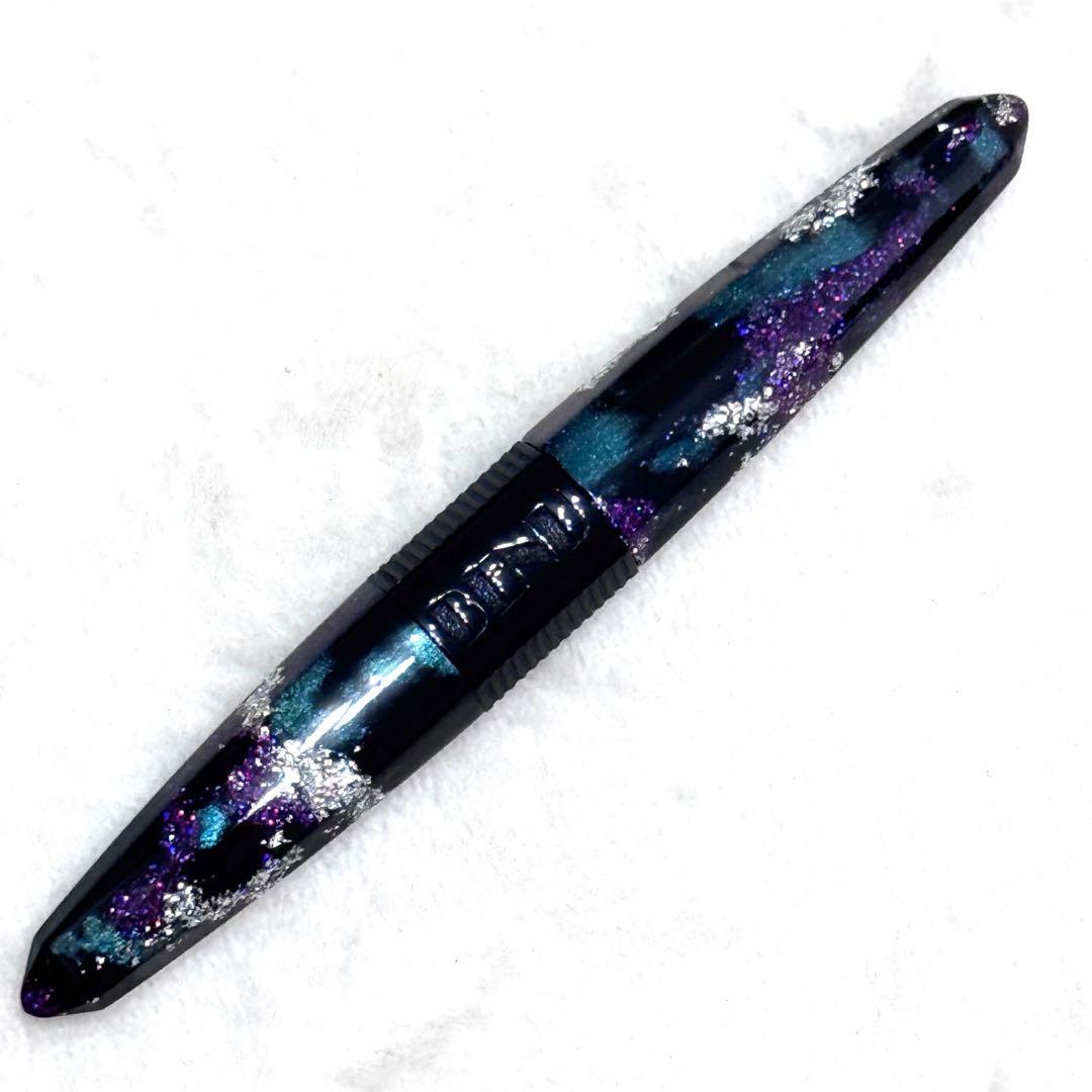 ＊未使用品＊ BENU 万年筆 グレイスフルカメレオン F
