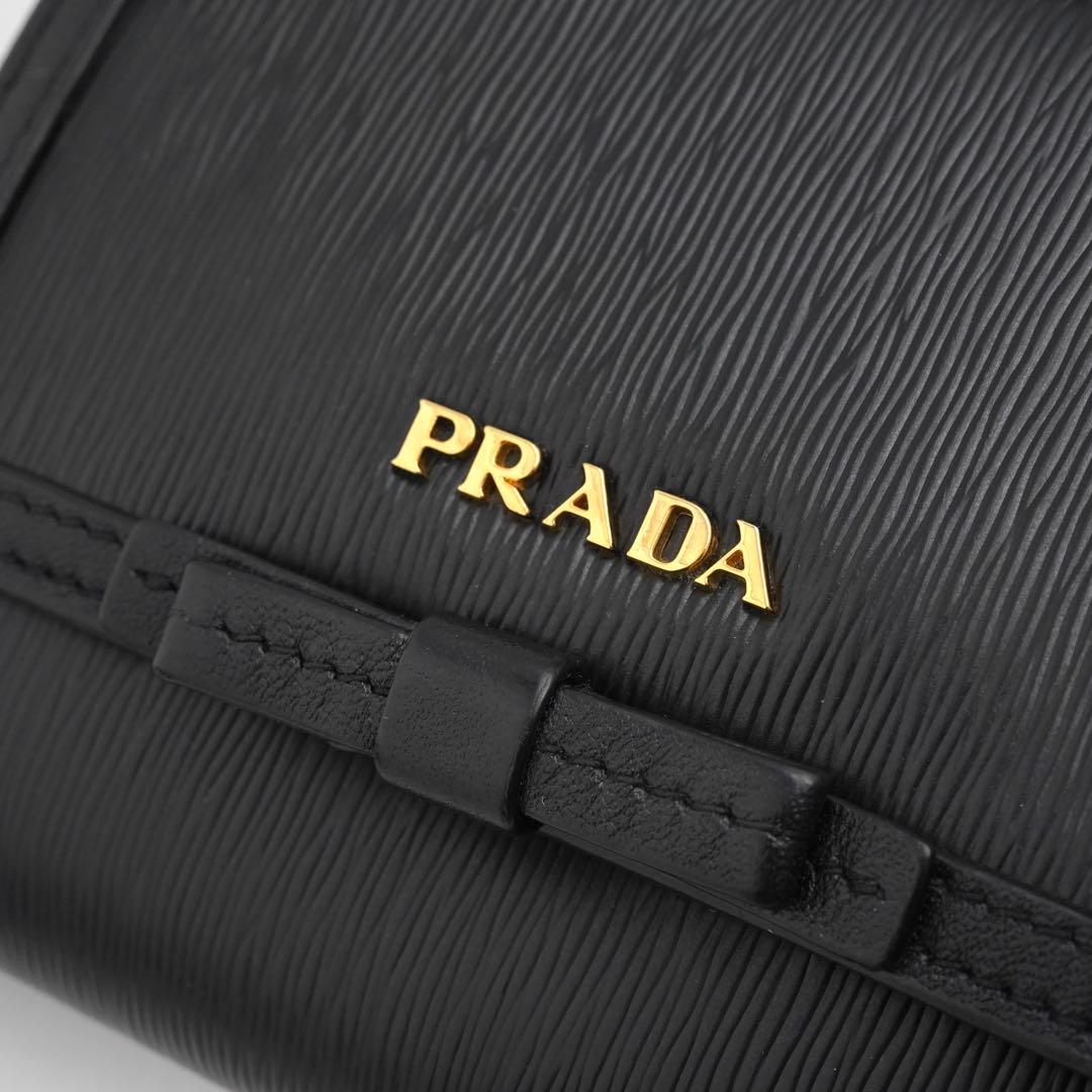 ✨未使用展示品・箱付き✨　PRADA ミニ財布　ヴィッテロムーブ　リボン　黒色