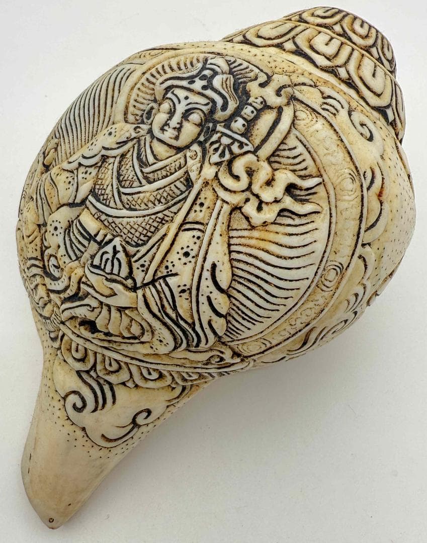 ◆チベット密教法具 法螺貝（シャンカ）パドマサンババ(グル・リンポチェ) 2