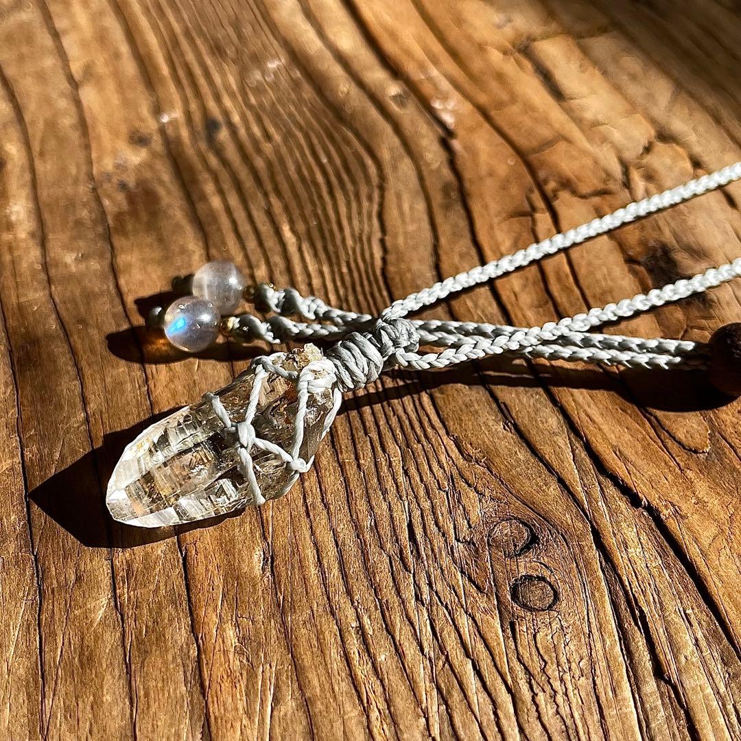 ヒマラヤ水晶 ガネッシュヒマール ＊ マクラメペンダント 29