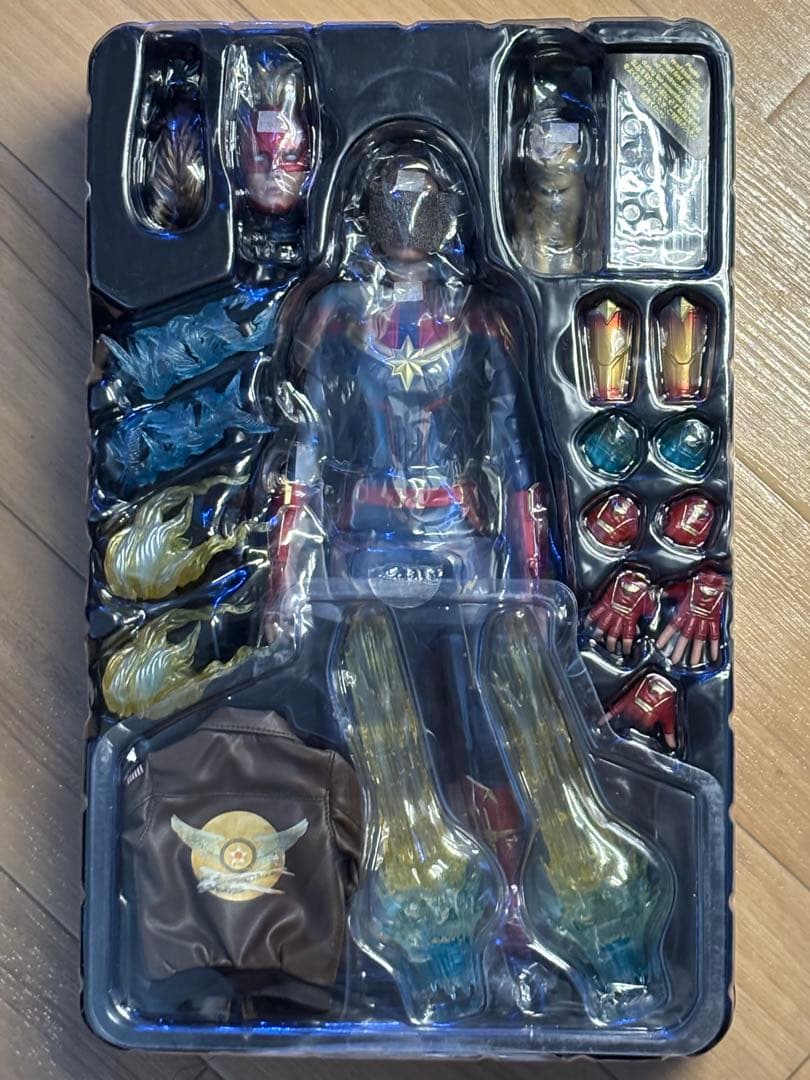 Hot Toys キャプテン・マーベル デラックスエディション
