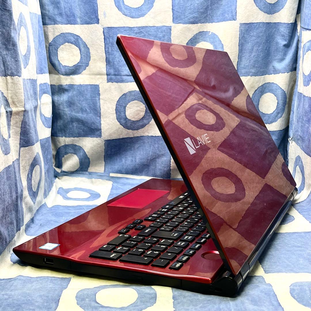 サクサク快適SSD☆大人気赤ノートパソコン♪カメラ&ブルーレイ搭載！Win11