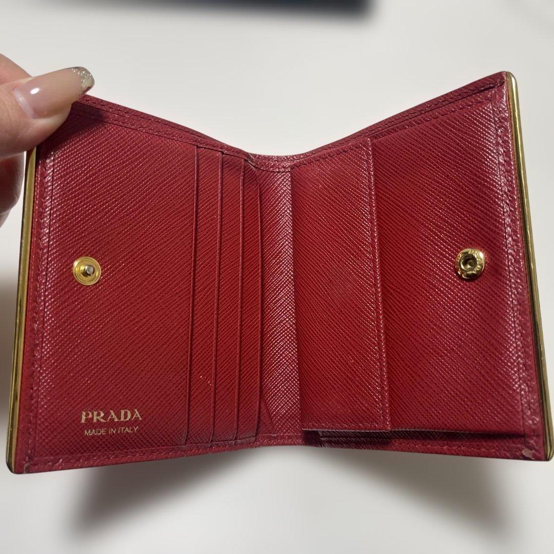 PRADA バーガンディ 二つ折り財布