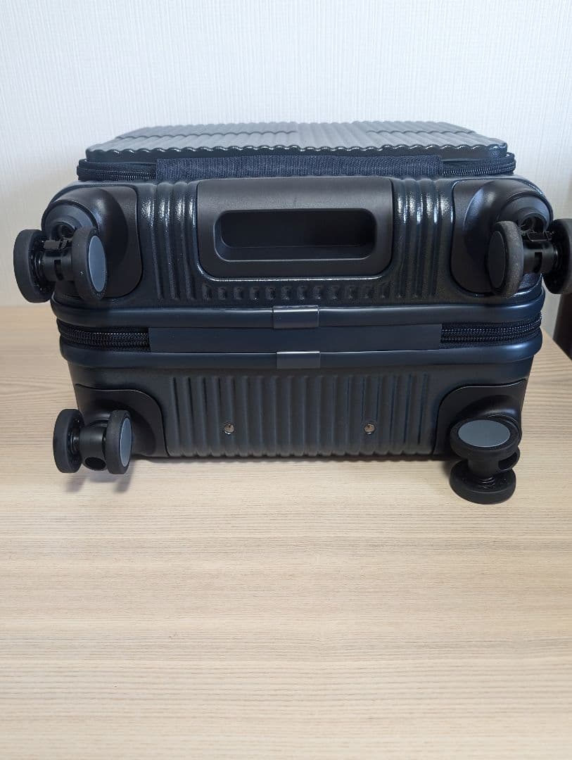 未使用　Innovator　イノベーター　スーツケース