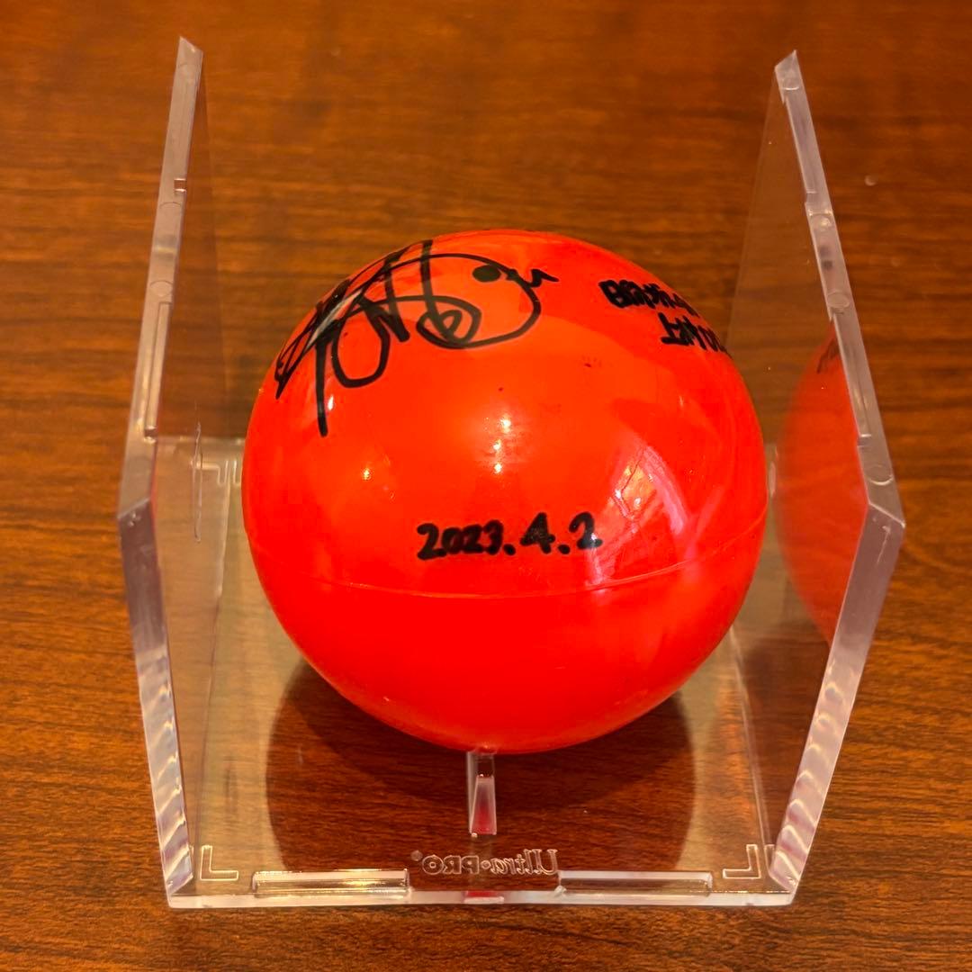 日向坂46 上村ひなの 直筆サインボール