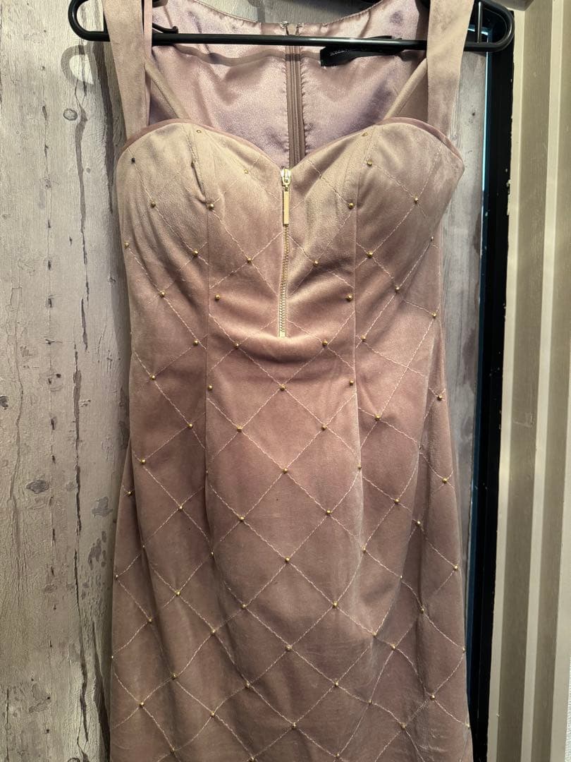 値下げ☺︎Glossy ベロアドレス